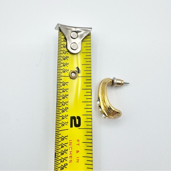 Sarah Coventry Vintage Gold Plated Hoops
With Rhinestones - Picture 7 of 9